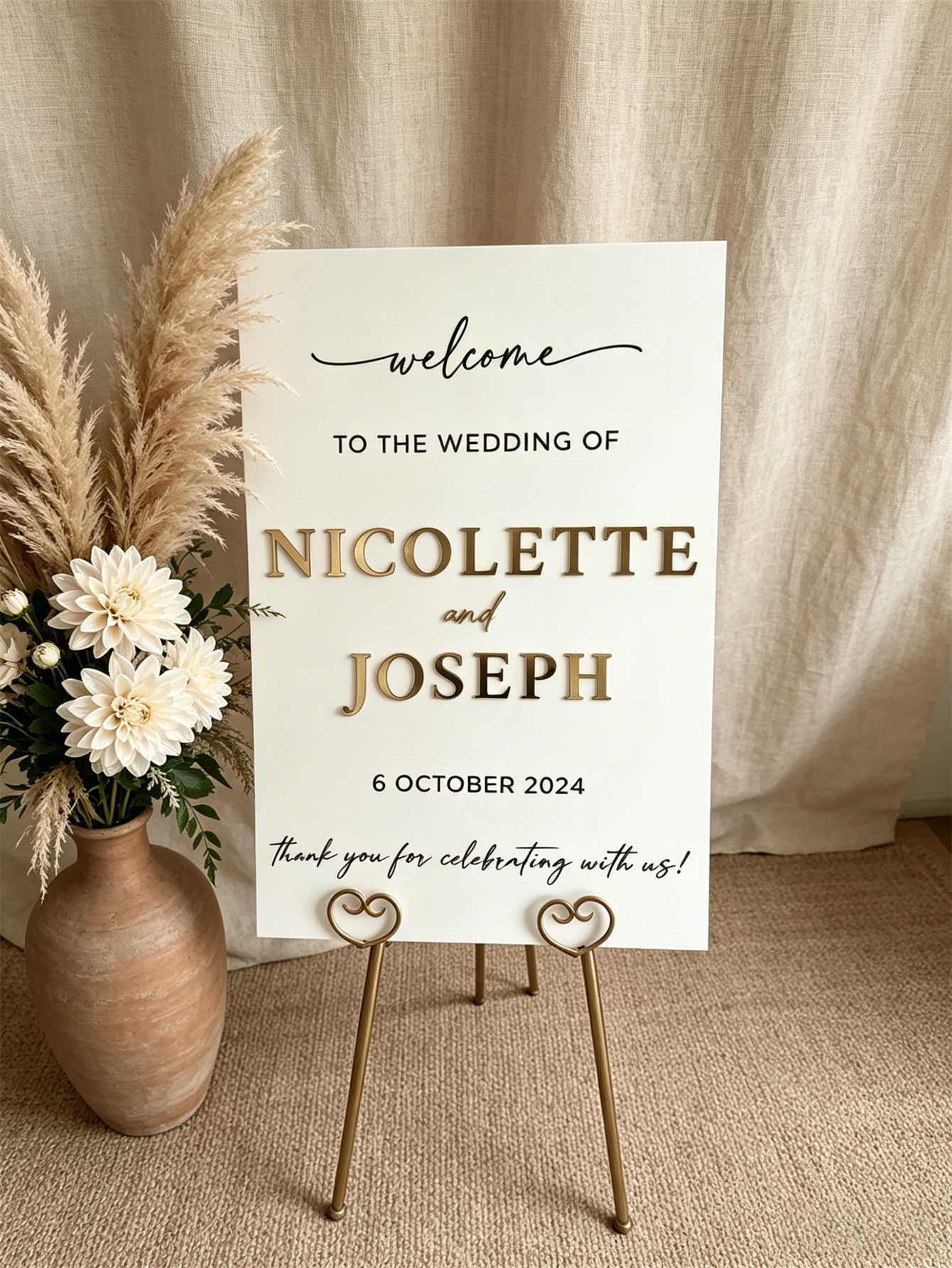 Wedding Welcome Sign - Personalized acrylic wedding welcome sign, modern and fashionable decoration of the wedding entrance. Welcome to our wedding sign